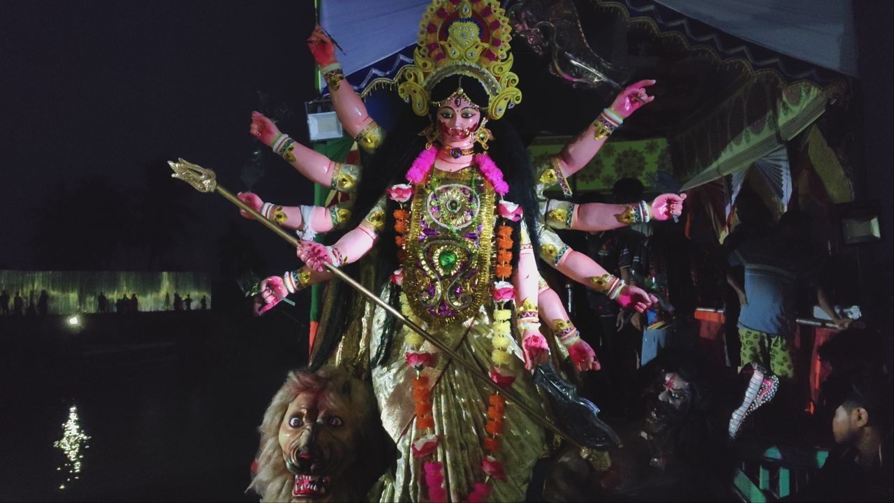 দেবি দুর্গাকে কাচালং নদীতে বিসর্জনের মধ্য দিয়ে শেষ হলো দুর্গোৎসবো।